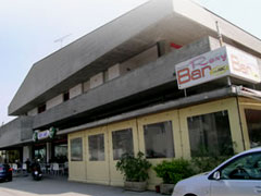 Roxy Bar